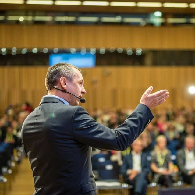 Prenez la parole facilement pour vos présentations publics Prenez la parole facilement pour vos présentations publics