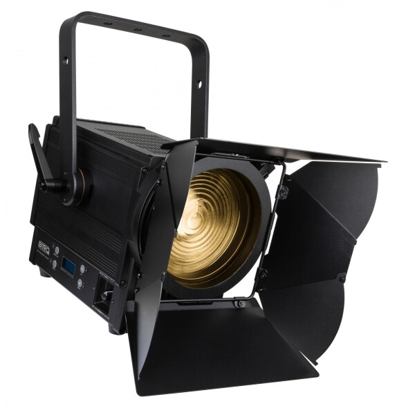 Projecteur Fresnel à LED COB d'une puissance de 100W, le BT THEATRE 100MZ de marque Briteq